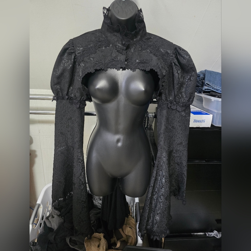 Dolls Kill- Widow- long sleeve, lace and brocade, collared cropped bolero- Sz L